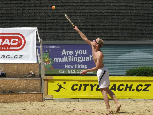 City Beach Summer Beach Games 2010 ::: Robert Holeksa